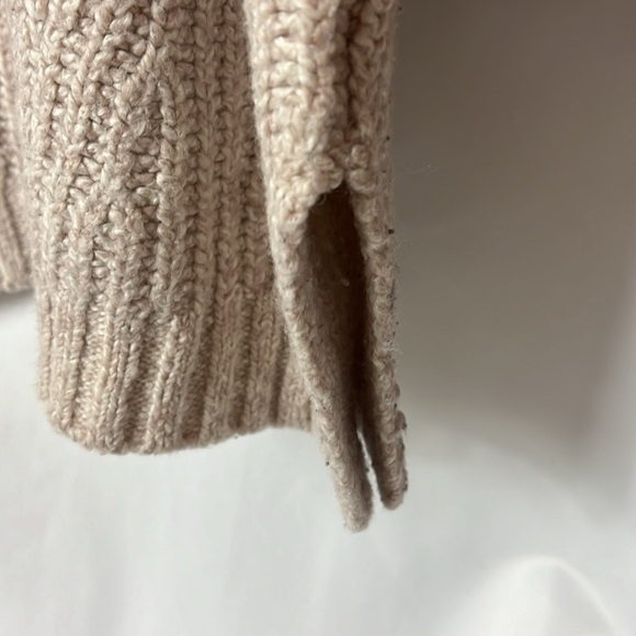 American Eagle Outfitters  AHH-mazingly soft popover crewneck sweater Sz M Taupe - Picture 4 of 7